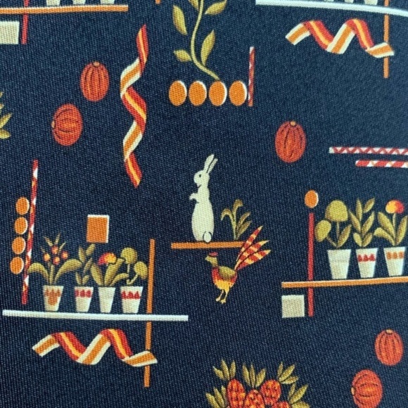 Salvatore Ferragamo “Potted Plants” Silk Tie - Picture 8 of 8